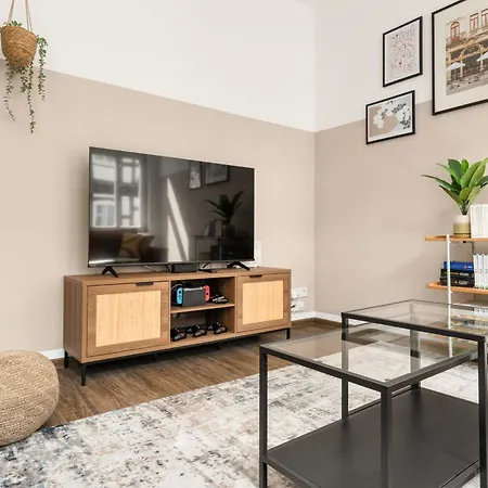 Lux - Design Loft - Zentral - Nintendo *